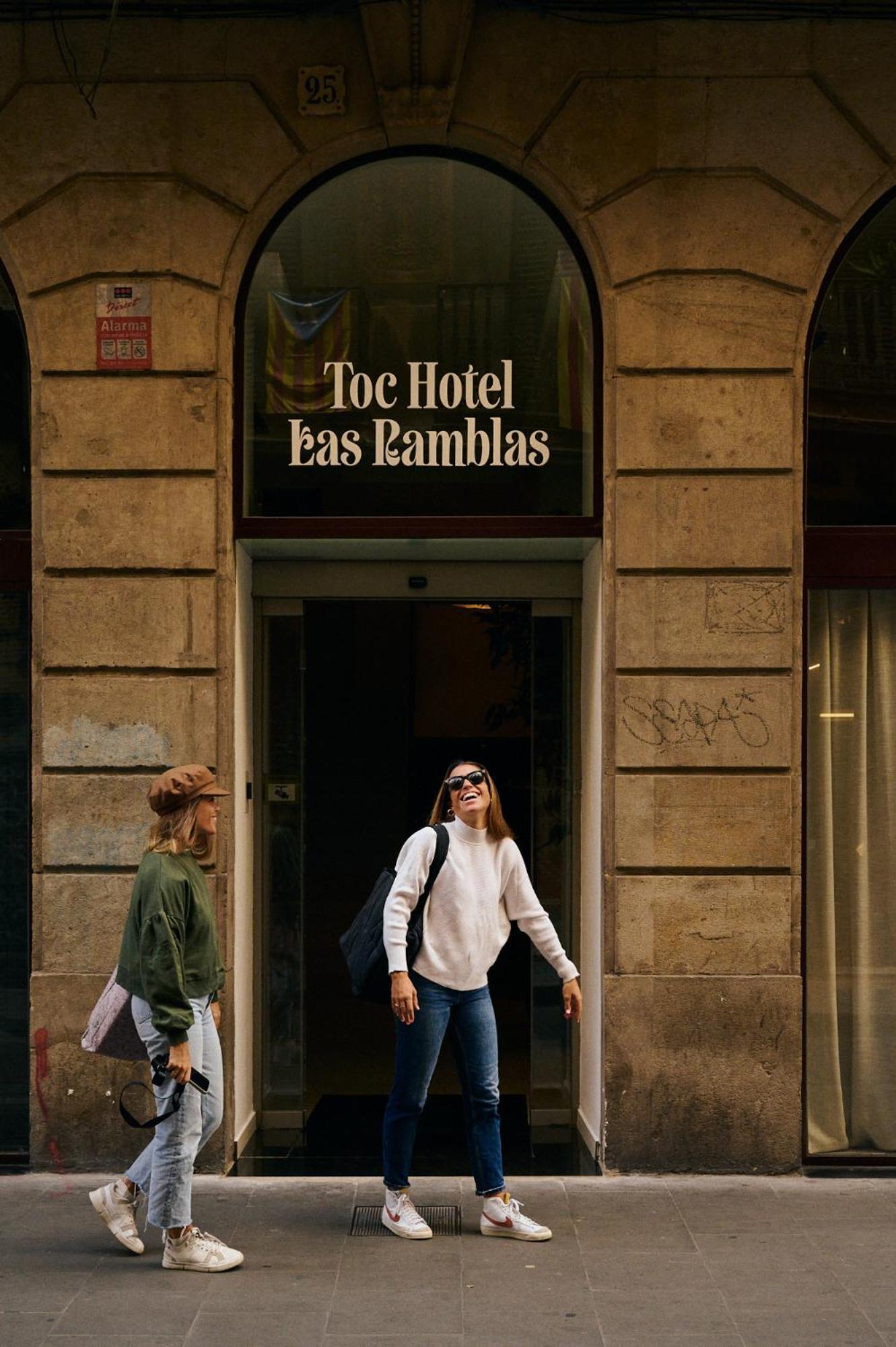 ホテル キュリアス バルセロナ エクステリア 写真